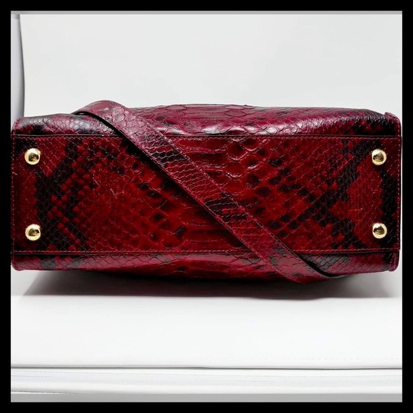 Michael Kors Large Hamilton Snake Print Tote - Picture 14 of 14